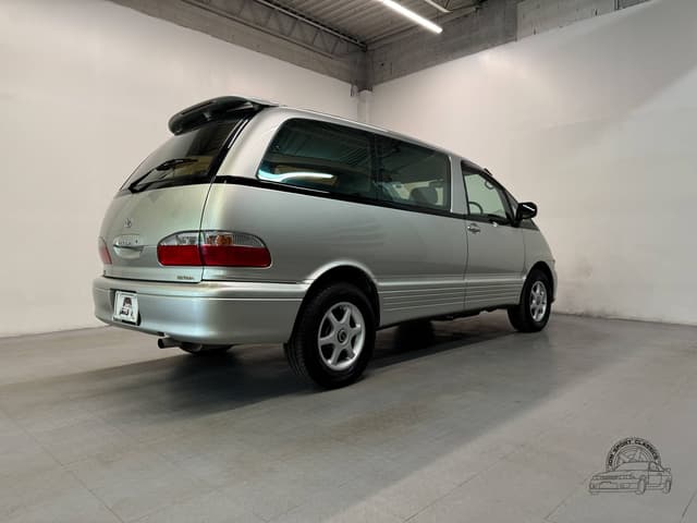 1999 Toyota Estima JDM car for sale — photo 12 of 25