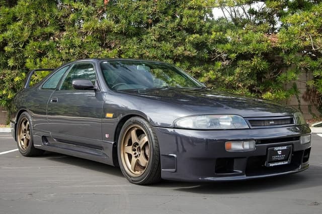 1995 Nissan Skyline JDM car for sale — photo 16 of 25