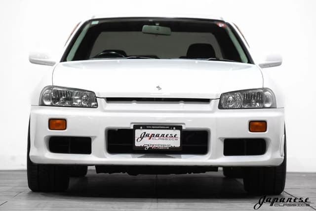 1998 Nissan Skyline JDM car for sale — photo 2 of 25