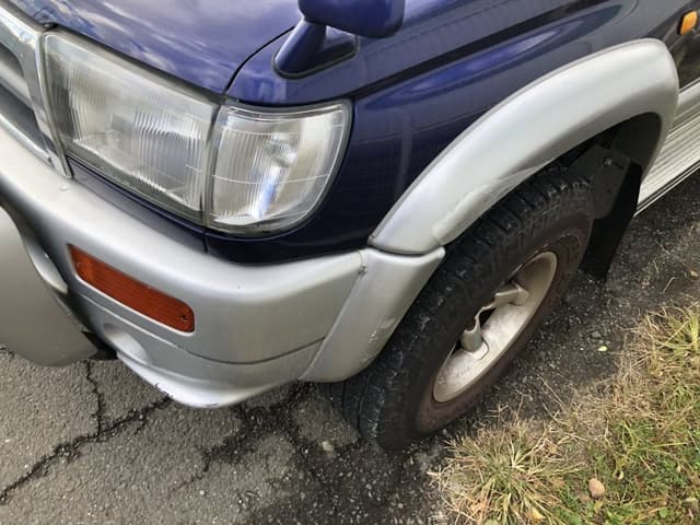 1996 Toyota Hilux Surf JDM car for sale — photo 4 of 5