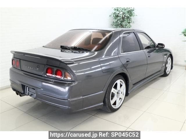 1993 Nissan Skyline JDM car for sale — photo 3 of 3