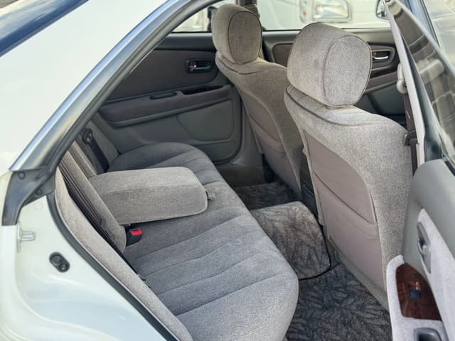1999 Toyota Mark II JDM car for sale — photo 10 of 18