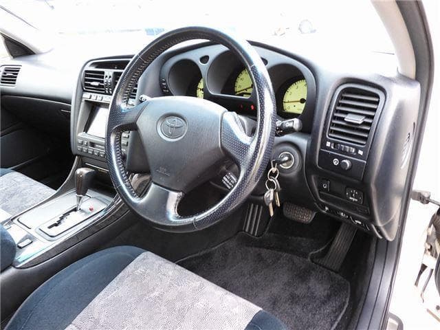 1997 Toyota Aristo JDM car for sale — photo 3 of 25
