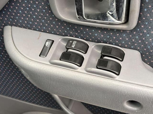2001 Daihatsu Atrai JDM car for sale — photo 21 of 25