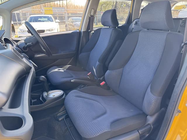 2009 Honda Fit JDM car for sale — photo 11 of 19