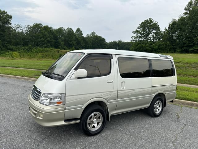 1999 Toyota HiAce JDM car for sale — photo 10 of 20