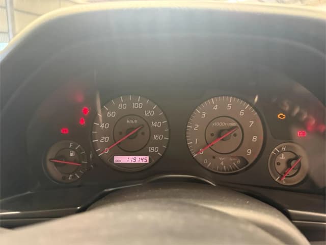 1998 Nissan Skyline JDM car for sale — photo 8 of 9
