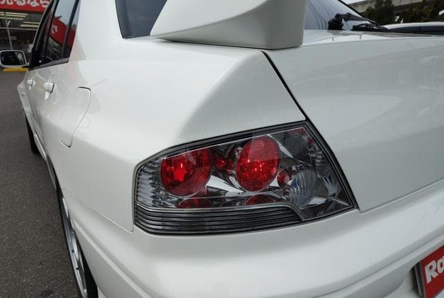 2003 Mitsubishi Lancer JDM car for sale — photo 13 of 25