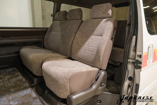 1997 Toyota HiAce JDM car for sale — photo 18 of 25