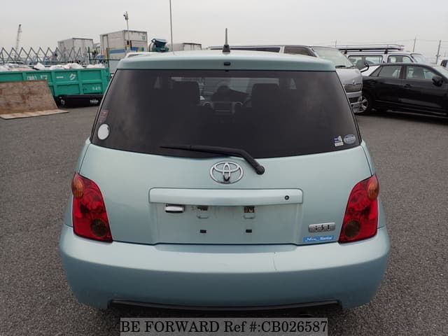 2003 Toyota Ist JDM car for sale — photo 4 of 25