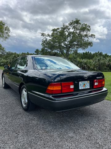 1995 Toyota Celsior JDM car for sale — photo 10 of 25