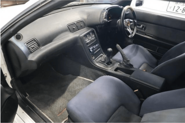 1993 Nissan Skyline JDM car for sale — photo 9 of 21