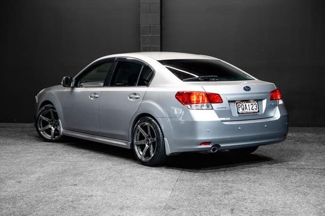 2009 Subaru Legacy JDM car for sale — photo 5 of 18