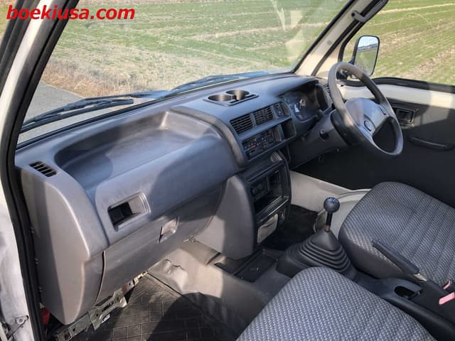 1999 Daihatsu Hijet JDM car for sale — photo 9 of 22