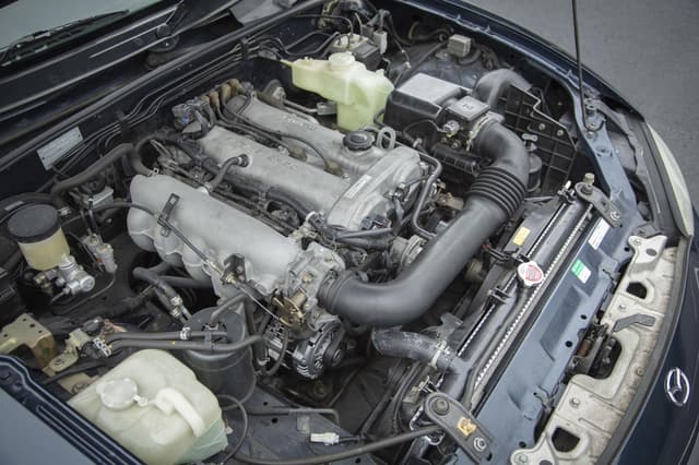 1999 Mazda Roadster (Eunos Roadster / MX-5) JDM car for sale — photo 11 of 14