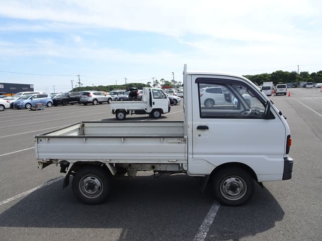 1992 Mitsubishi Minicab JDM car for sale — photo 6 of 10