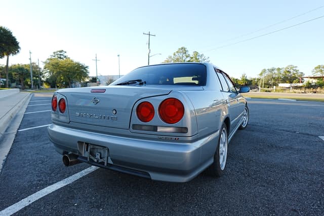 1998 Nissan Skyline JDM car for sale — photo 7 of 17