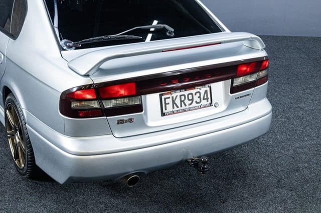 2001 Subaru Legacy JDM car for sale — photo 4 of 20