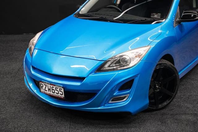 2009 Mazda Axela JDM car for sale — photo 2 of 20