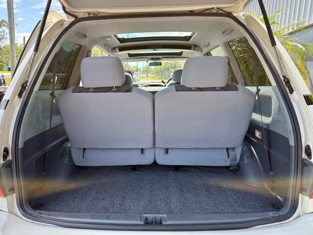 1998 Toyota Estima JDM car for sale — photo 22 of 23