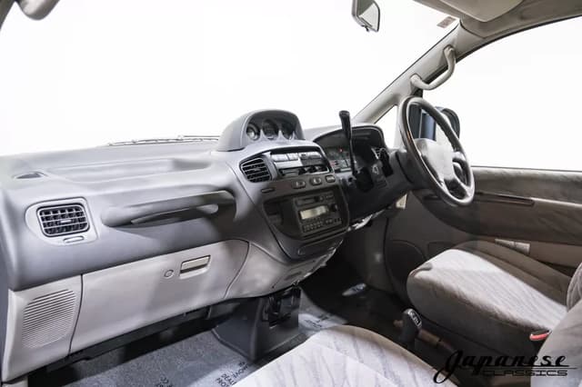 1994 Mitsubishi Delica JDM car for sale — photo 9 of 25