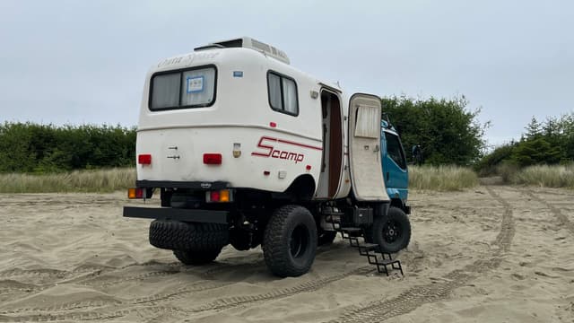 1995 Mitsubishi Canter JDM car for sale — photo 22 of 26