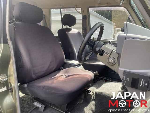 1998 Toyota Land Cruiser JDM car for sale — photo 4 of 9