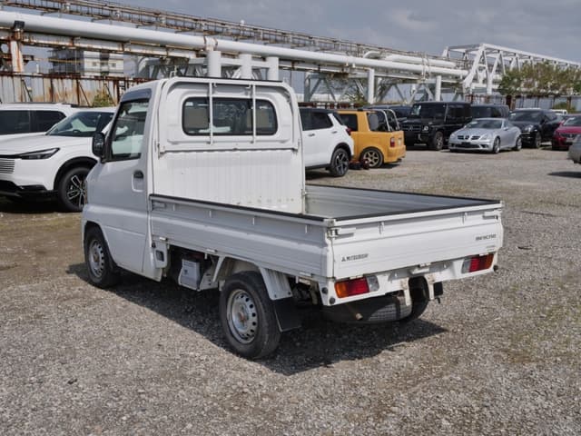 2002 Mitsubishi Minicab JDM car for sale — photo 7 of 25
