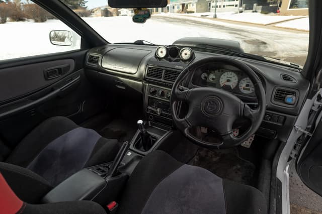1998 Subaru Impreza JDM car for sale — photo 9 of 16