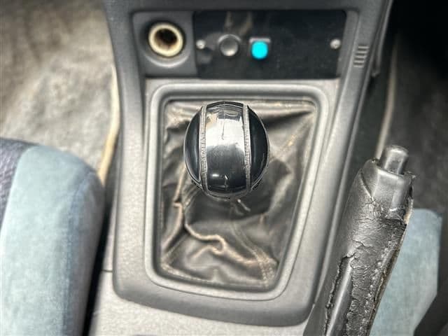 1992 Nissan Skyline JDM car for sale — photo 9 of 24