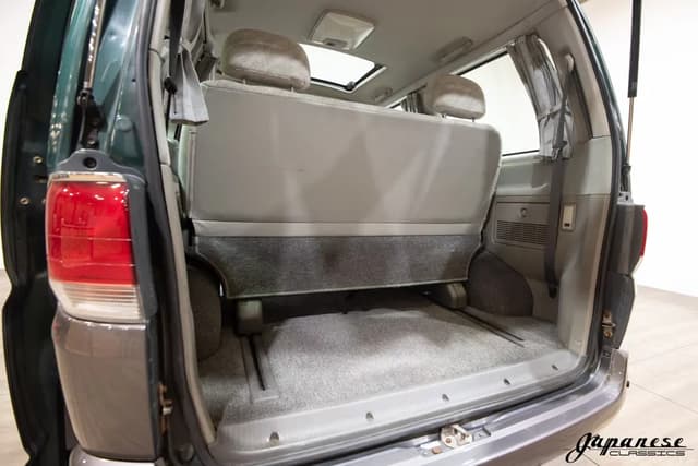 1997 Toyota HiAce JDM car for sale — photo 20 of 25