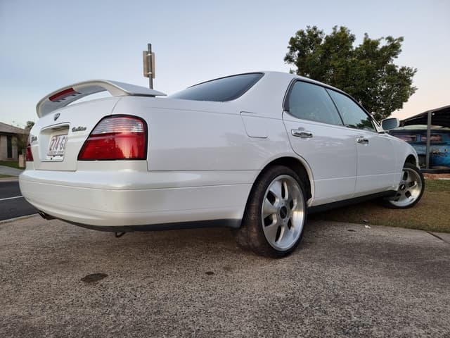 1995 Nissan Gloria JDM car for sale — photo 10 of 10
