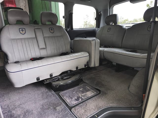 1999 Mitsubishi Delica JDM car for sale — photo 20 of 25