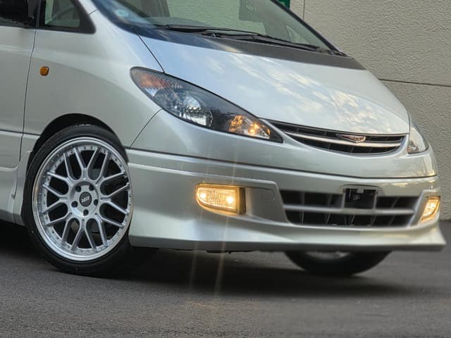 2000 Toyota Estima JDM car for sale — photo 14 of 25