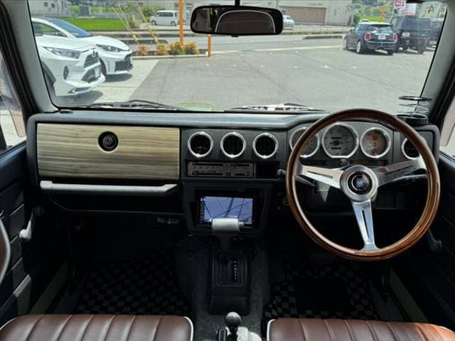 1996 Suzuki Jimny JDM car for sale — photo 2 of 13