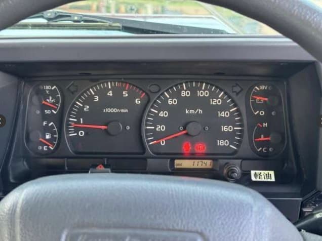 2001 Toyota Land Cruiser JDM car for sale — photo 7 of 17