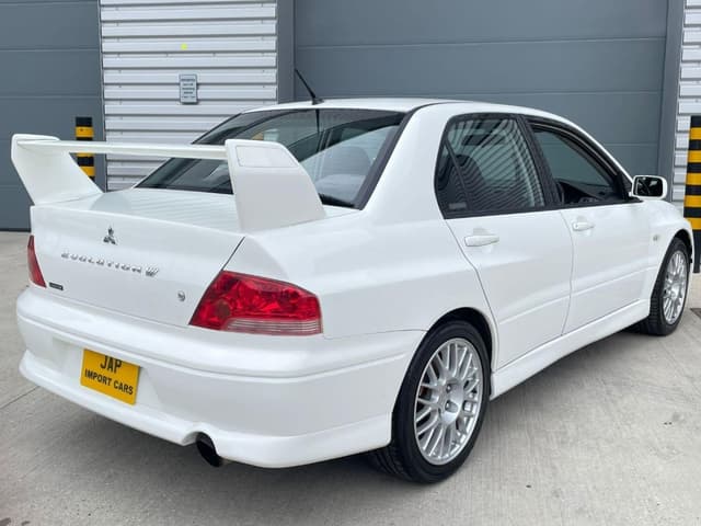 2001 Mitsubishi Lancer Evolution JDM car for sale — photo 16 of 25