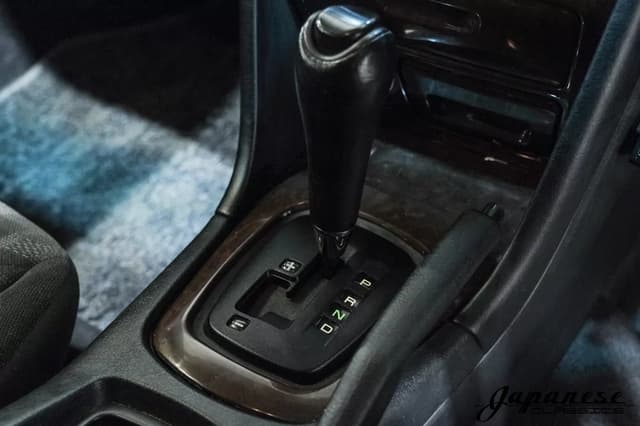 1997 Mitsubishi Legnum JDM car for sale — photo 10 of 25