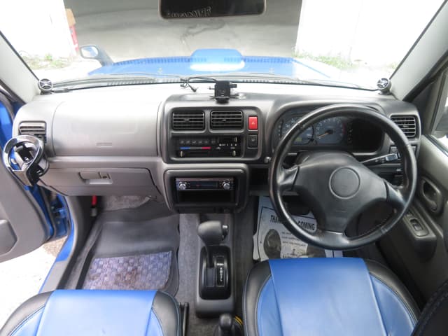 2000 Suzuki Jimny JDM car for sale — photo 22 of 25