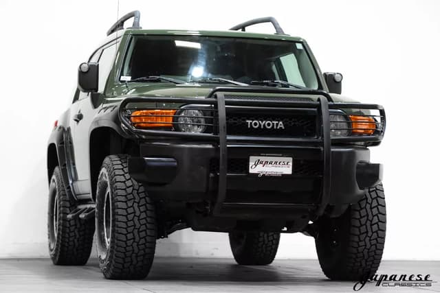 2011 Toyota Fj Cruiser JDM car for sale — photo 3 of 25