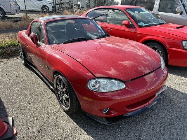 2000 Mazda Roadster (Eunos Roadster / MX-5) JDM car for sale — photo 3 of 10