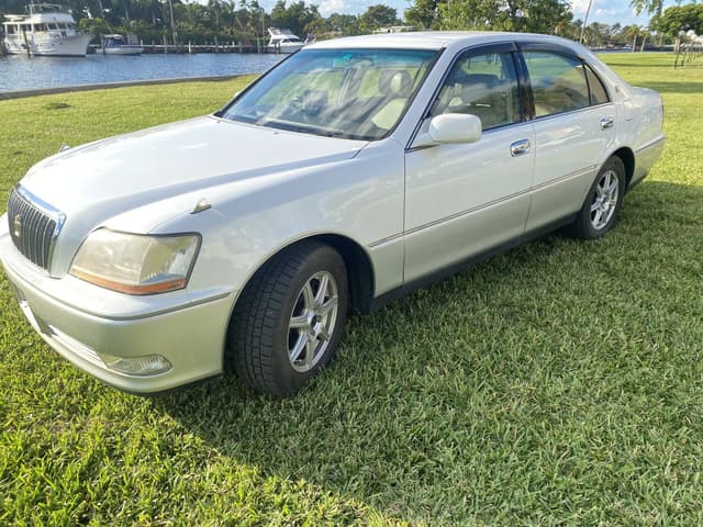 1999 Toyota Majesta JDM car for sale — photo 2 of 11