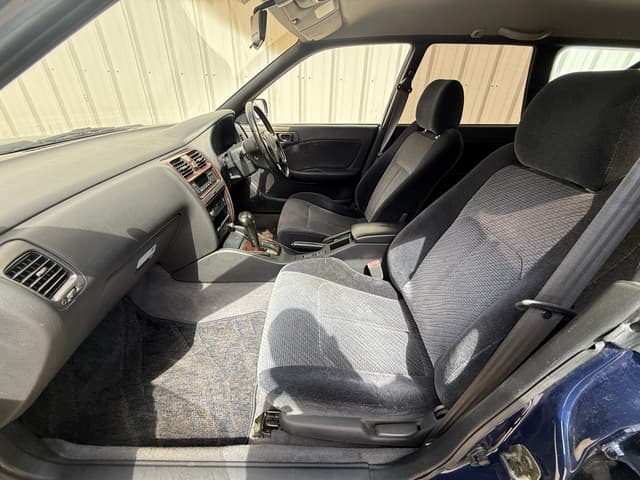 1997 Subaru Legacy JDM car for sale — photo 10 of 19