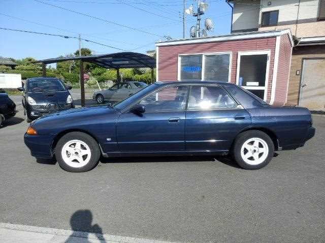 1993 Nissan Skyline JDM car for sale — photo 8 of 20