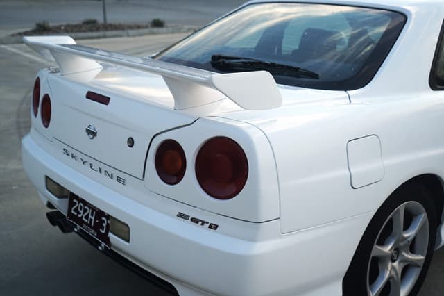 1998 Nissan Skyline JDM car for sale — photo 8 of 25