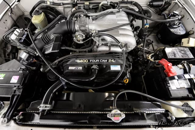 1996 Toyota Hilux JDM car for sale — photo 24 of 25