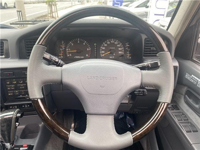 1996 Toyota Land Cruiser JDM car for sale — photo 19 of 25