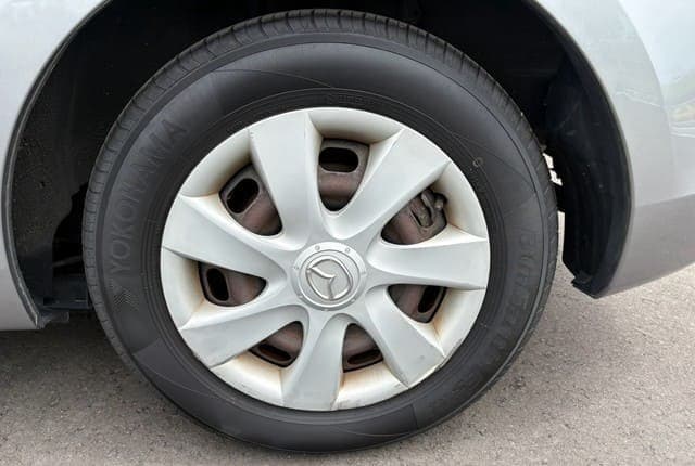 2010 Mazda Axela JDM car for sale — photo 10 of 25