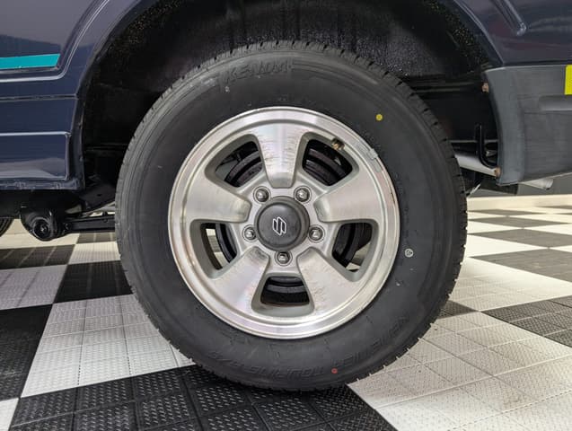 1996 Suzuki Jimny JDM car for sale — photo 12 of 25