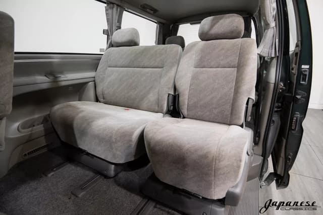 1997 Toyota HiAce JDM car for sale — photo 17 of 25